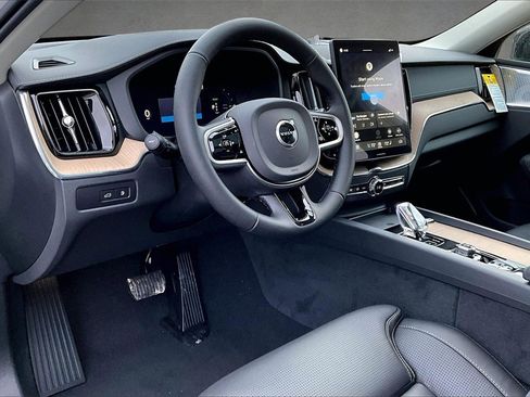New 2026 Volvo XC60 T8 Ultra w/ Protection Package Premier image 7