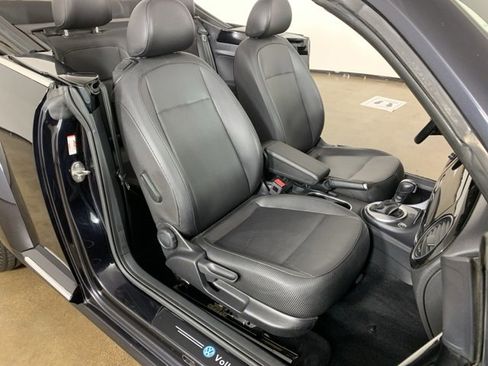 Used 2018 Volkswagen Beetle 2.0T S image 16