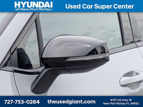Used 2025 Kia Sportage X-Line AWD/4WD image 11
