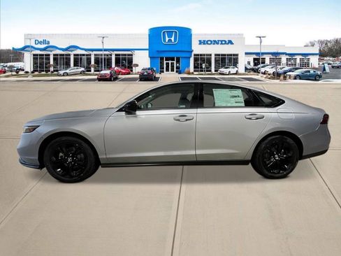 New 2025 Honda Accord SE image 6