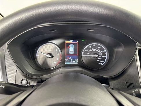 Used 2023 Subaru Forester AWD/4WD image 3