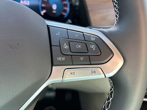 New 2026 Volkswagen Atlas SE image 28