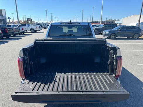Used 2023 Toyota Tundra Platinum image 17
