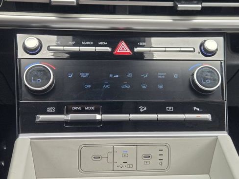 Certified 2026 Hyundai Santa Fe SEL FWD image 18