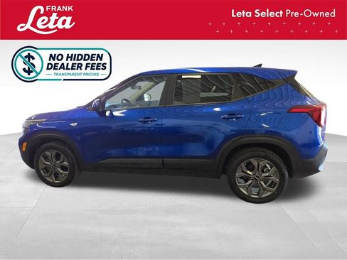 Used 2024 Kia Seltos LX AWD/4WD image 3
