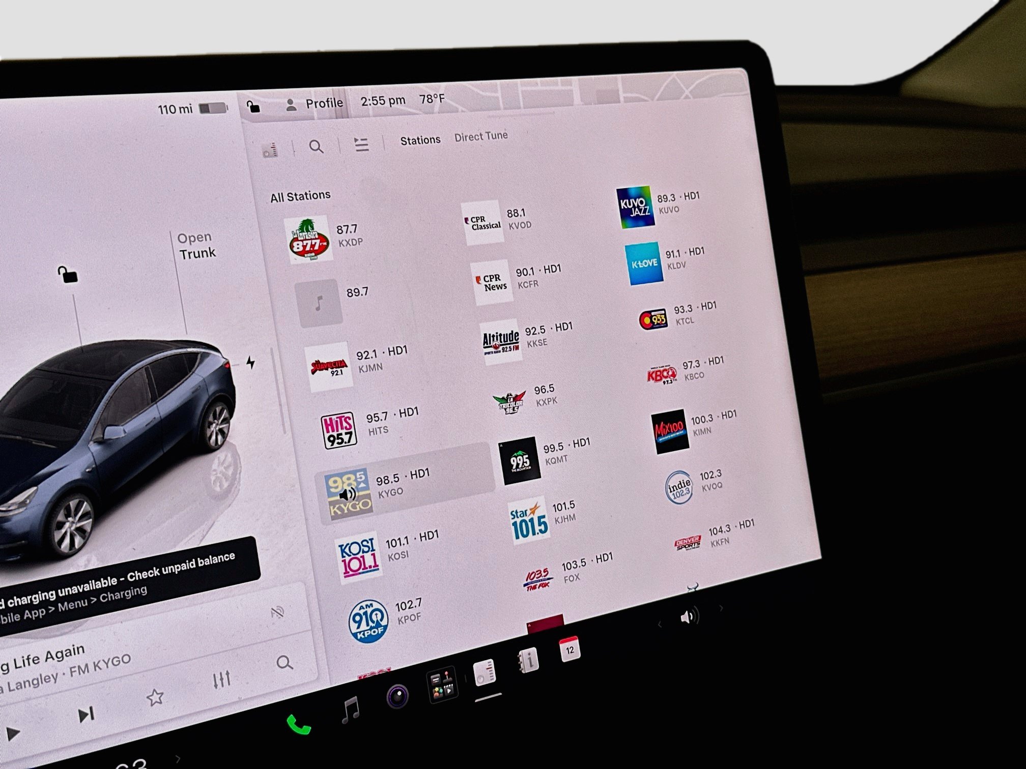 Used 2024 Tesla Model Y Long Range AWD/4WD image 19