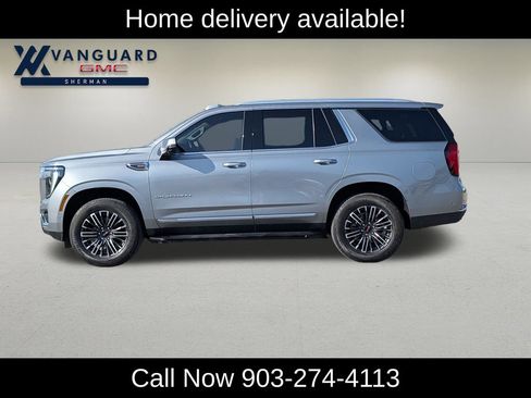 Used 2025 GMC Yukon Elevation w/ Elevation Premium Package AWD/4WD image 4