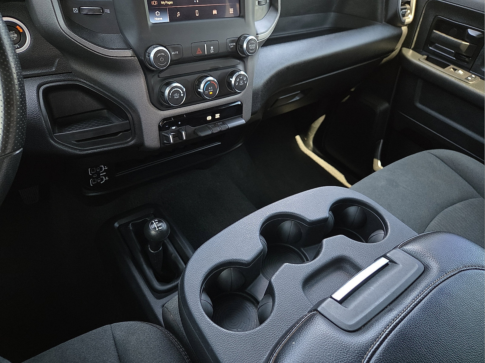 Used 2023 RAM 2500 Tradesman AWD/4WD image 25