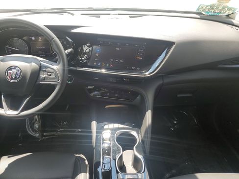 Certified 2022 Buick Envision Avenir w/ Technology Package II image 10
