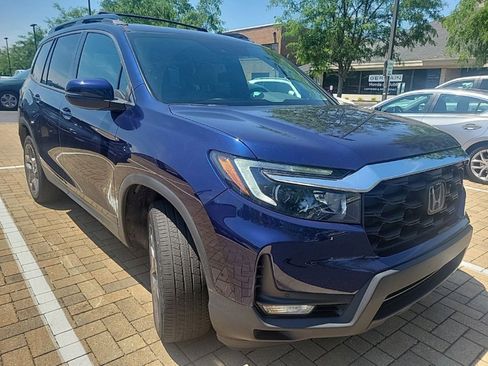 Used 2023 Honda Passport EX-L image 6