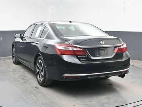 Used 2017 Honda Accord EX-L image 7