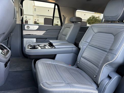 Used 2020 Lincoln Navigator L Black Label image 15