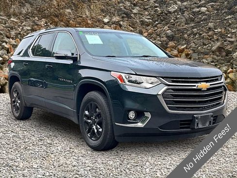Used 2018 Chevrolet Traverse LT w/ LPO, Floor Liner Package AWD/4WD image 10