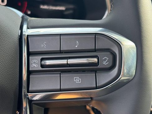New 2026 GMC Canyon Elevation w/ Convenience Package AWD/4WD image 13