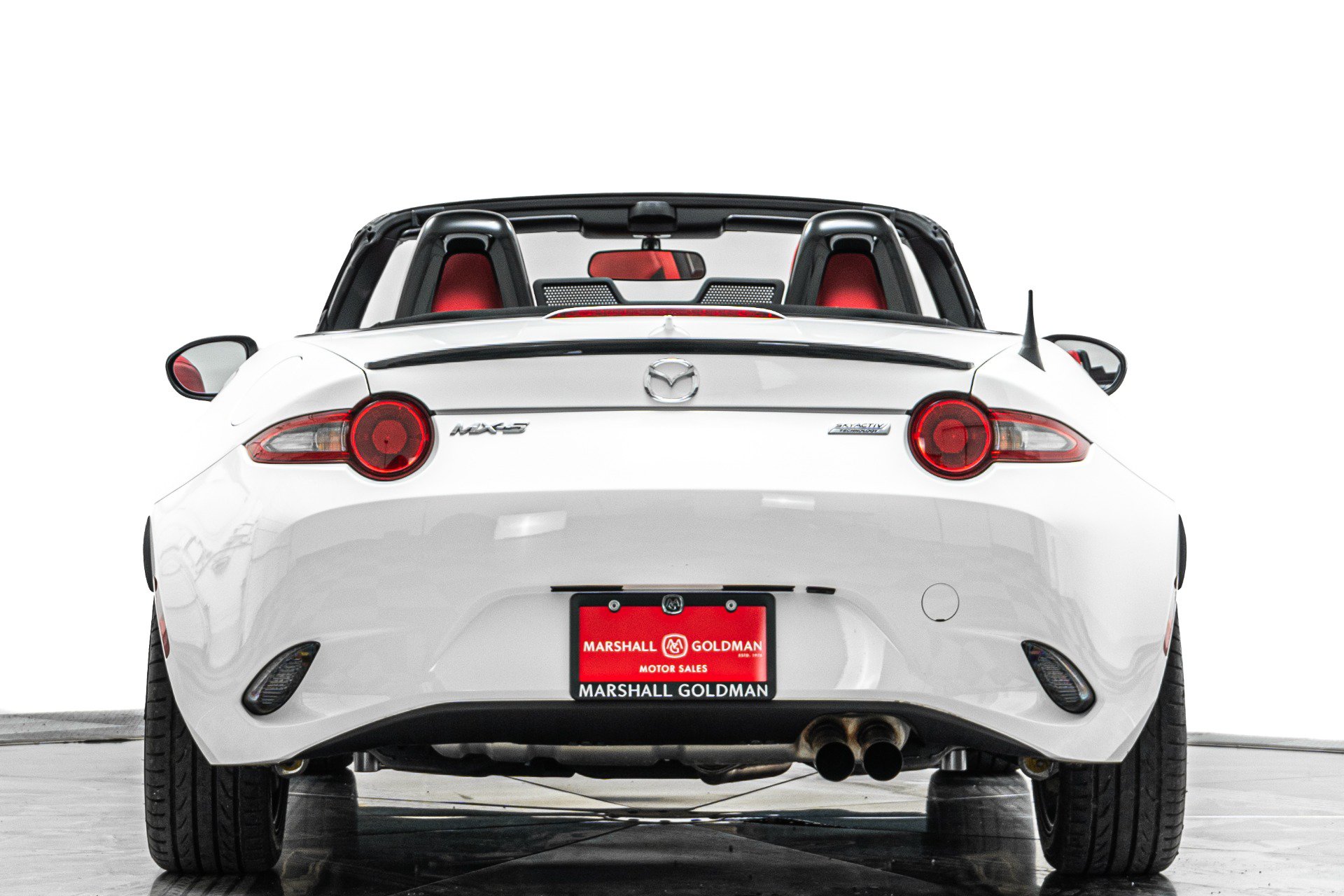 Used 2016 MAZDA MX-5 Miata Club RWD image 8