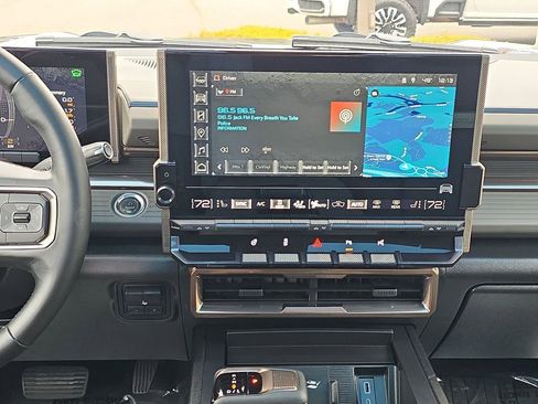 Certified 2025 GMC Hummer EV 3X image 14