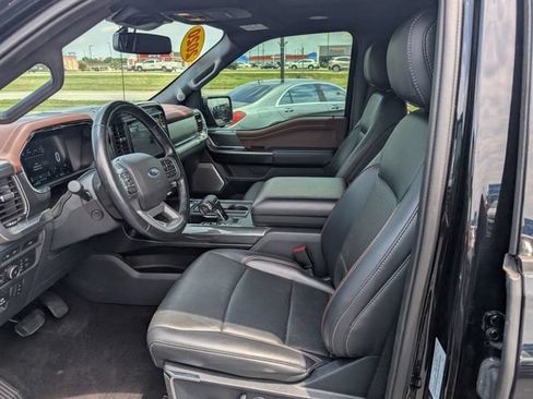 New 2026 GMC Yukon XL AT4 Ultimate AWD/4WD image 14
