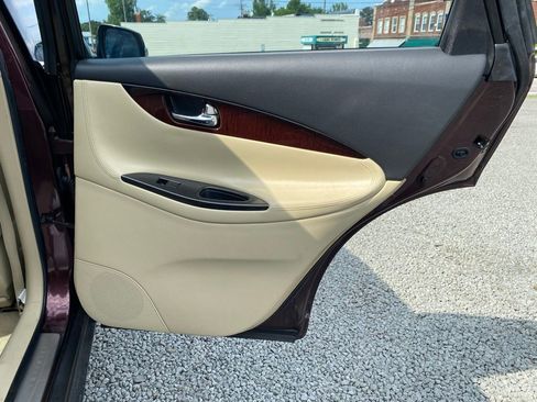 Used 2016 INFINITI QX50 Base w/ Deluxe Touring Package image 20