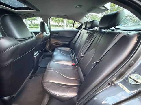 Used 2019 Acura ILX FWD image 10