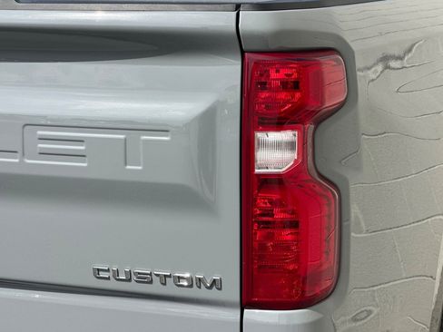 Certified 2025 Chevrolet Silverado 1500 Custom image 35