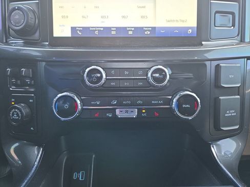 Used 2022 Ford F150 XLT w/ Equipment Group 302A High AWD/4WD image 30
