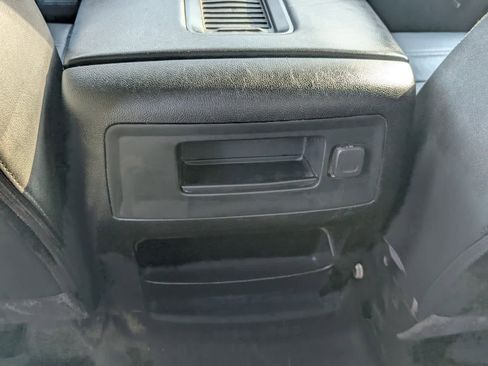 Used 2017 GMC Sierra 2500 Denali w/ Duramax Plus Package image 17