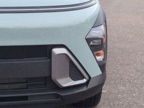 Used 2025 Hyundai Kona SEL image 10