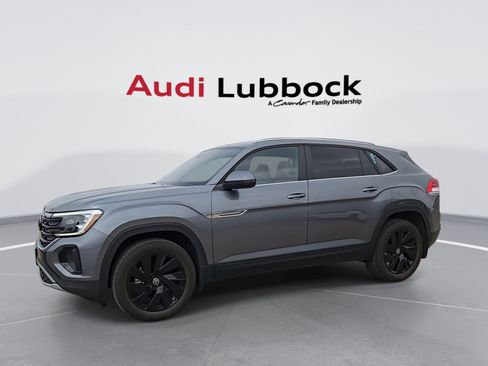 Used 2024 Volkswagen Atlas Cross Sport SE image 5