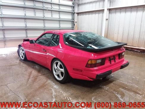 Used 1986 Porsche 944 Turbo image 2