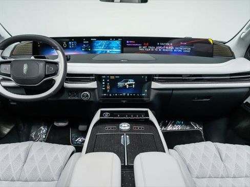 New 2026 Lincoln Navigator L Black Label AWD/4WD image 20
