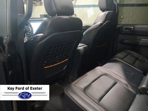 Used 2024 Ford Bronco Badlands w/ Sasquatch Package AWD/4WD image 19