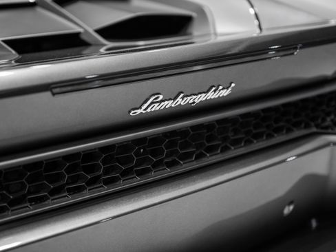 Used 2016 Lamborghini Huracan LP 610-4 image 12