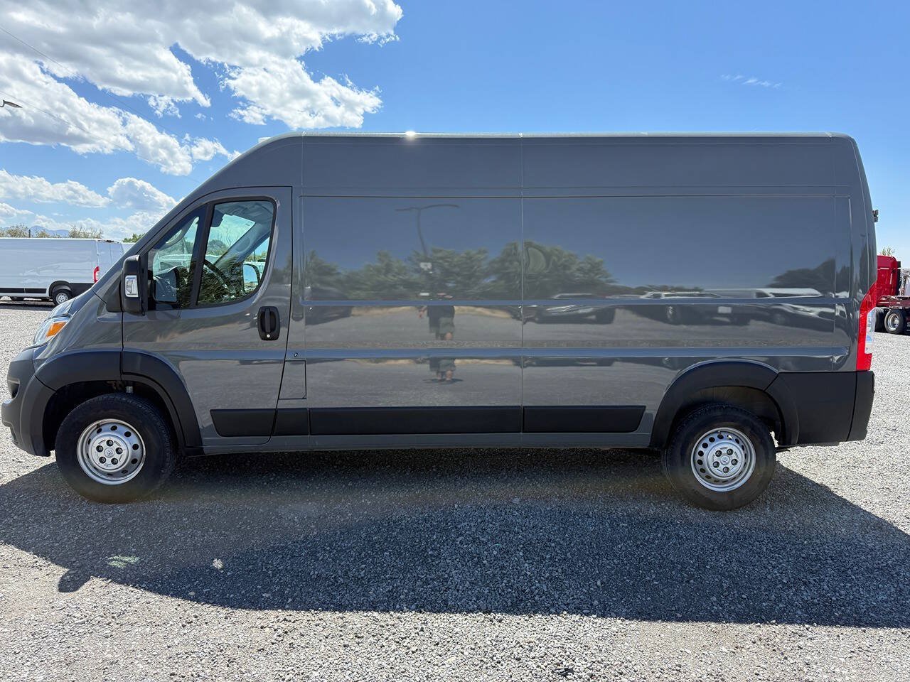 Used 2025 RAM ProMaster 2500 FWD image 6