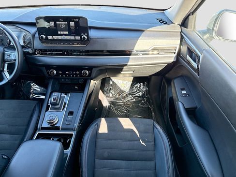 Used 2024 Mitsubishi Outlander SE Black Edition image 19