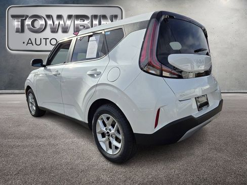 Certified 2024 Kia Soul LX w/ Option Group 015 FWD image 7