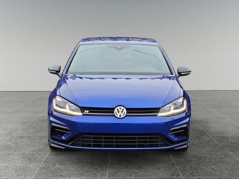 Used 2018 Volkswagen Golf R 4-Door image 2