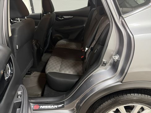 Used 2022 Nissan Rogue Sport SV AWD/4WD image 24