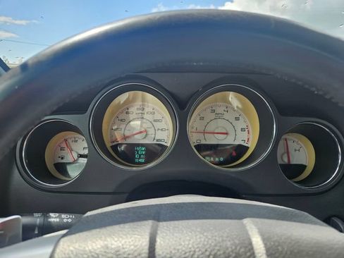 Used 2013 Dodge Challenger R/T RWD image 15