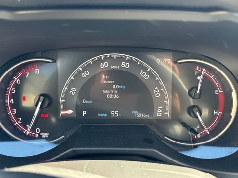 Used 2025 Toyota RAV4 XLE image 40