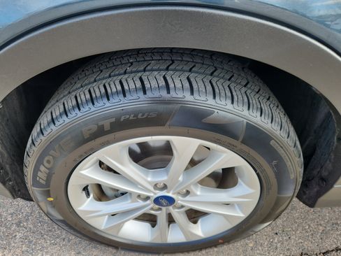 Used 2019 Ford Escape SEL image 17