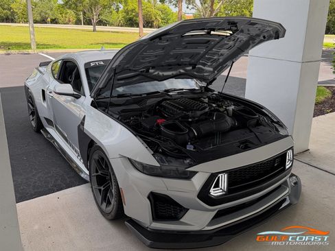 Used 2025 Ford Mustang GT Premium w/ GT Performance Package RWD image 37