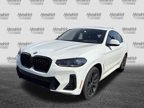 Used 2024 BMW X4 xDrive30i w/ Premium Package image 9