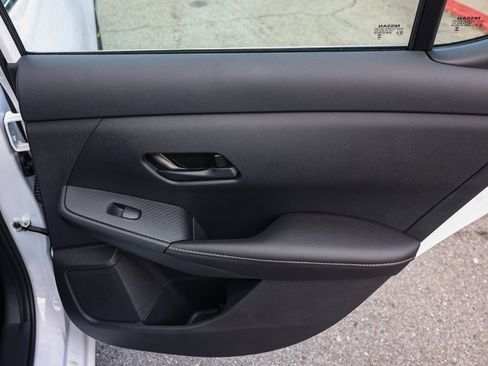 New 2025 Nissan Sentra SV image 18