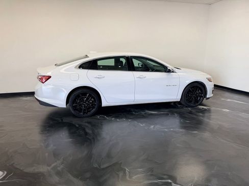 Used 2024 Chevrolet Malibu LT w/ Sport Edition FWD image 9