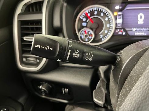 Used 2022 RAM 1500 Big Horn AWD/4WD image 22
