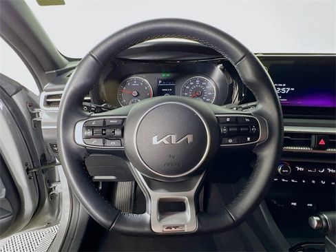 Used 2024 Kia K5 GT-Line image 12