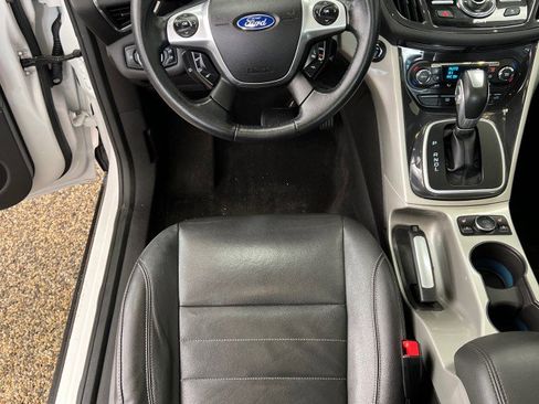 Used 2013 Ford C-MAX SEL image 19