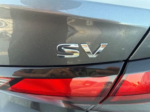 Used 2024 Nissan Versa SV FWD image 15