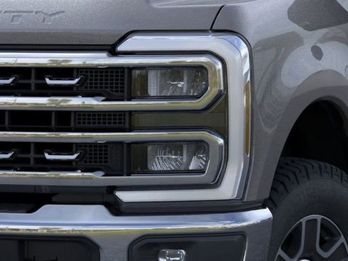 New 2026 Ford F250 Lariat AWD/4WD image 19