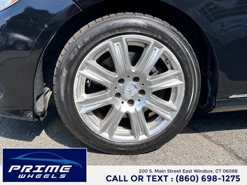 Used 2014 Mercedes-Benz E 350 Sedan image 23